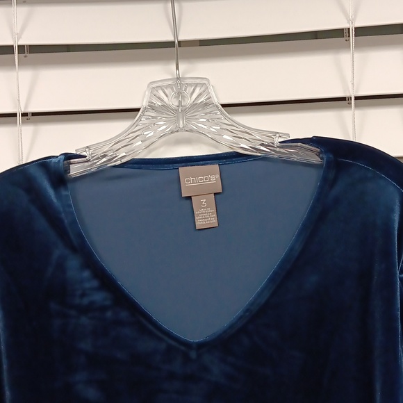 Top - Picture 2 of 7